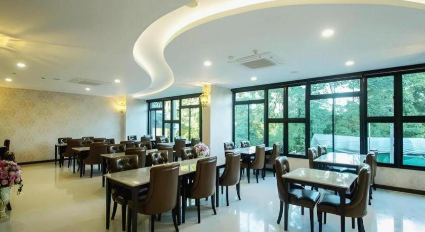 The Y Boutique Hotel Chiang Mai Exterior foto